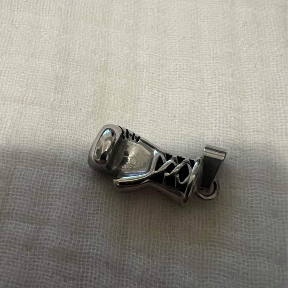 Boxing glove stainless steel pendant